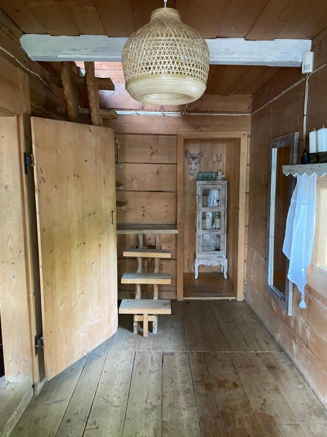 Roznow Domek Pod Zamkiem Bagian luar foto